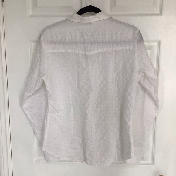 SOLD PATAGONIA white 100% cotton blouse - Picture 3 of 5
